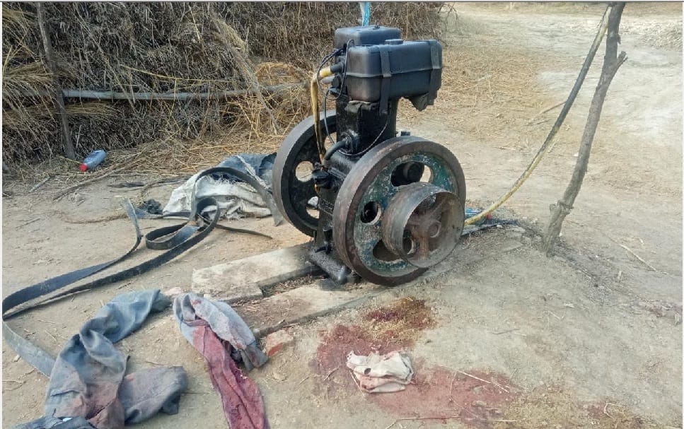 Death of a farmer due to getting stuck in the slats, accident happened while crushing sugarcane