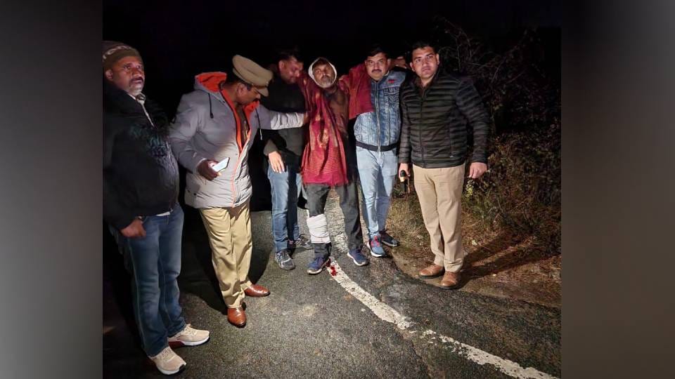 A cow smuggler was injured in a police encounter in Etah while five were arrested