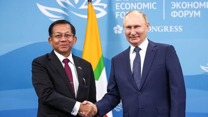 Myanmar junta chief Min Aung Hlaing with Russian President Vladimir Putin