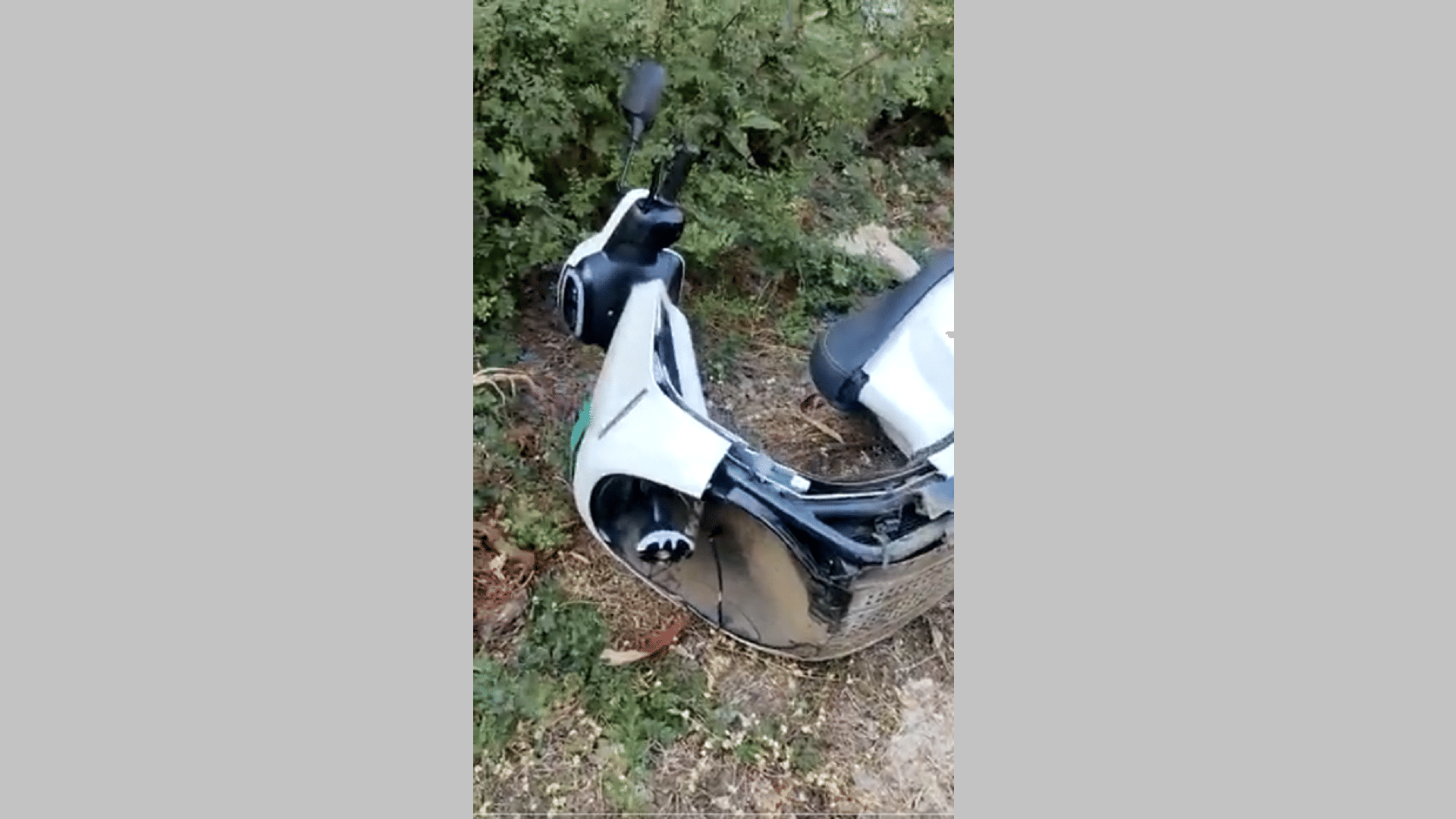 Ola S1 front suspension breaks rider suffers serious injuries ola electric scooter complaints ola s1 problems