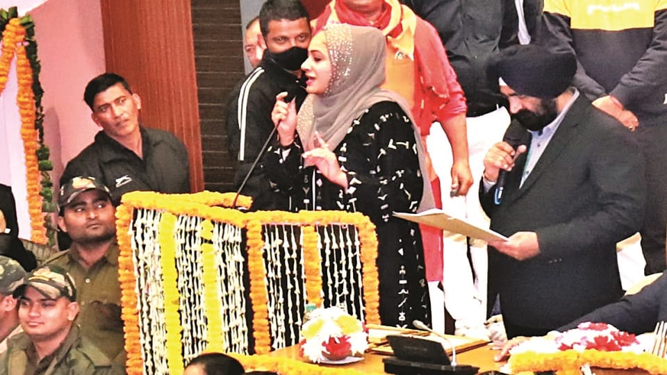 MCD: many councilors also took oath in Bhojpuri, Sanskrit and Haryanvi