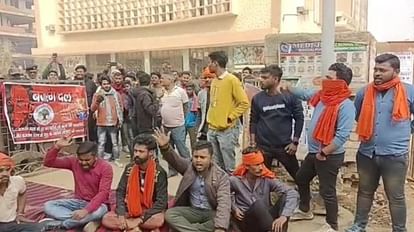 Bihar: Ruckus on Pathan in Bhagalpur and Saran, Bajrang Dal and ABVP are protesting