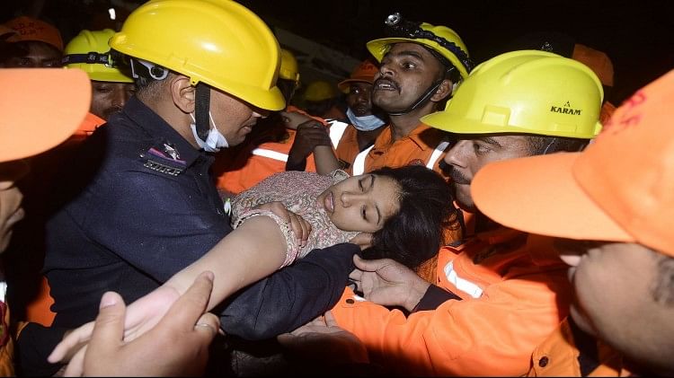 Lucknow Building Collapse
