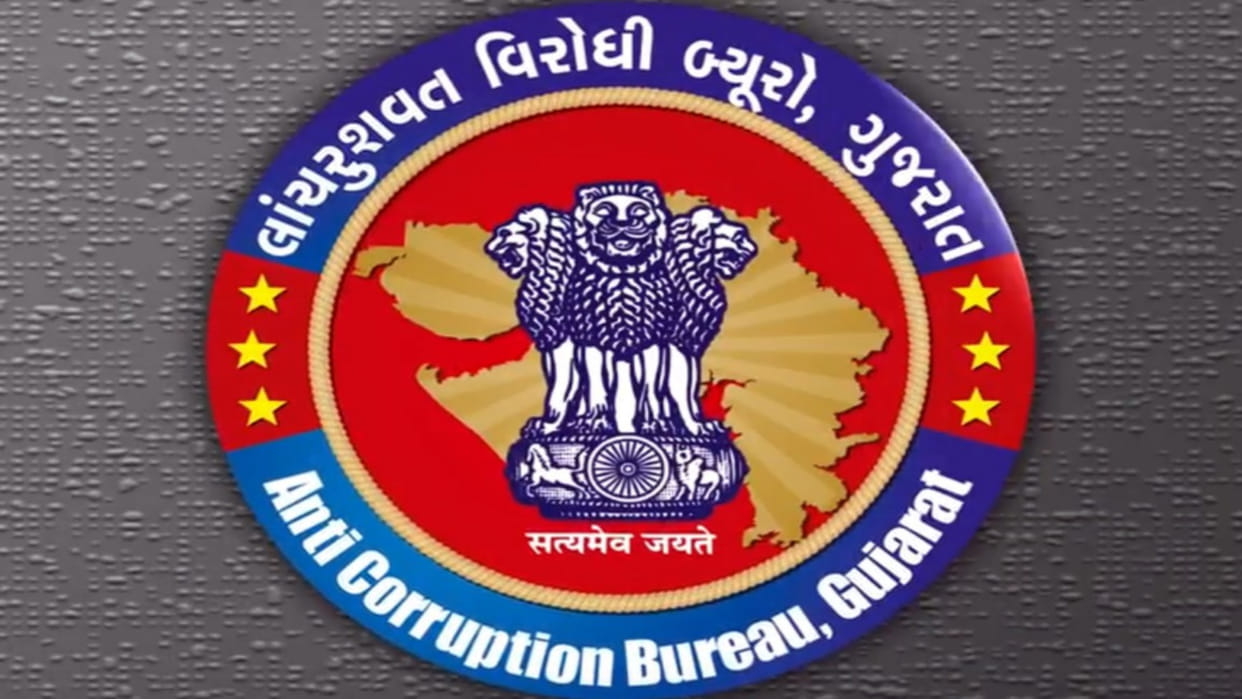 Gujarat ACB booked 158 govt employees last year policemen top the list