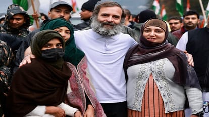 Bharat Jodo Yatra: Rahul in Jammu Kashmir Ramban district, padyatra started after heavy rains