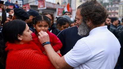 Bharat Jodo Yatra: Rahul in Jammu Kashmir Ramban district, padyatra started after heavy rains