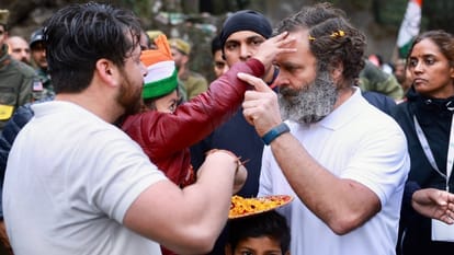 Bharat Jodo Yatra: Rahul in Jammu Kashmir Ramban district, padyatra started after heavy rains