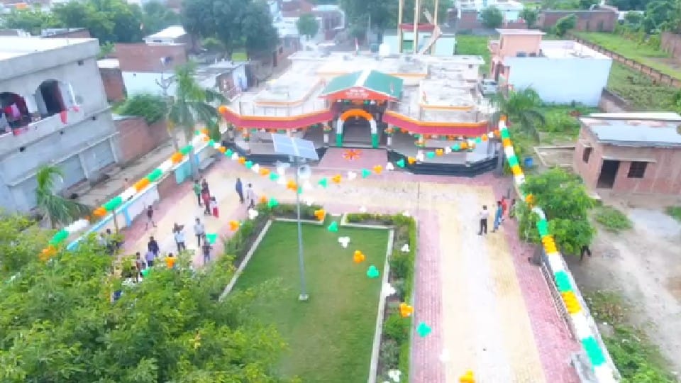 Republic Day 2023 small India lives in Bharatol village of Bareilly