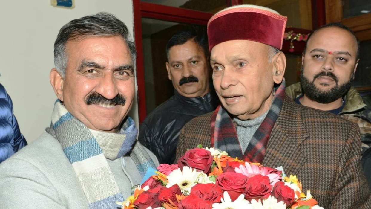 CM sukhvinder Sukhu calls on pk Dhumal in samirpur himachal