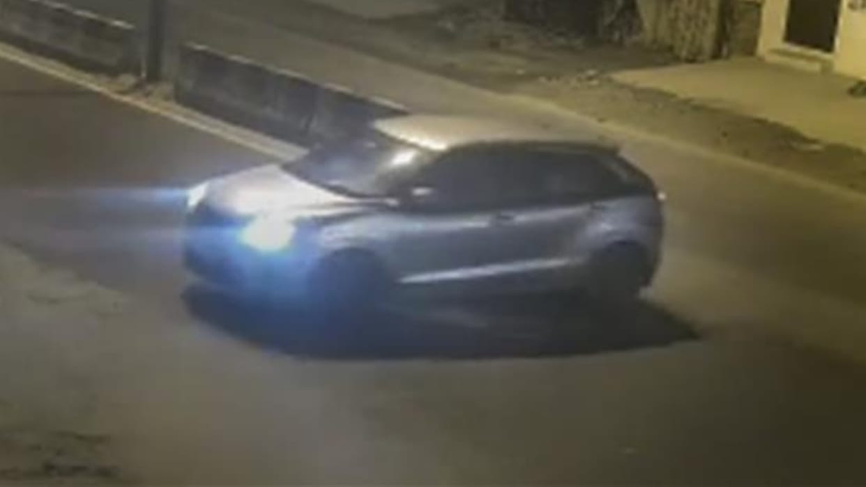 gujarat kanjhawala case man dragged in car surat twelve kilometer died wife injured