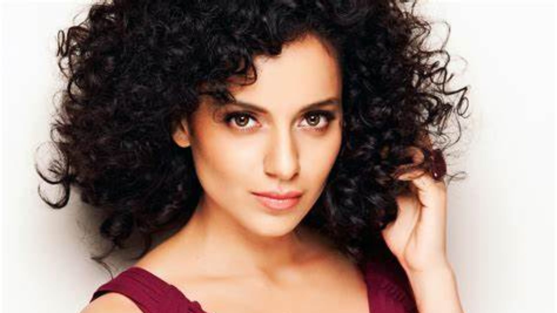 Kangana Ranaut Twitted on twitter a day after returning on it said film industry is a crass