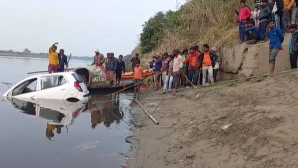 car of missing manager has been found in Yamuna who had gone to attend wedding five days ago in Agra
