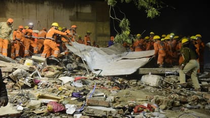 Lucknow Building Alaya Apartment accident Screams kept echoing from the debris Relatives kept crying outside