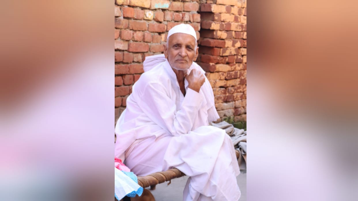 Muzaffarnagar: Wrestler Divya Kakran grandfather Rajendra Singh has passed away