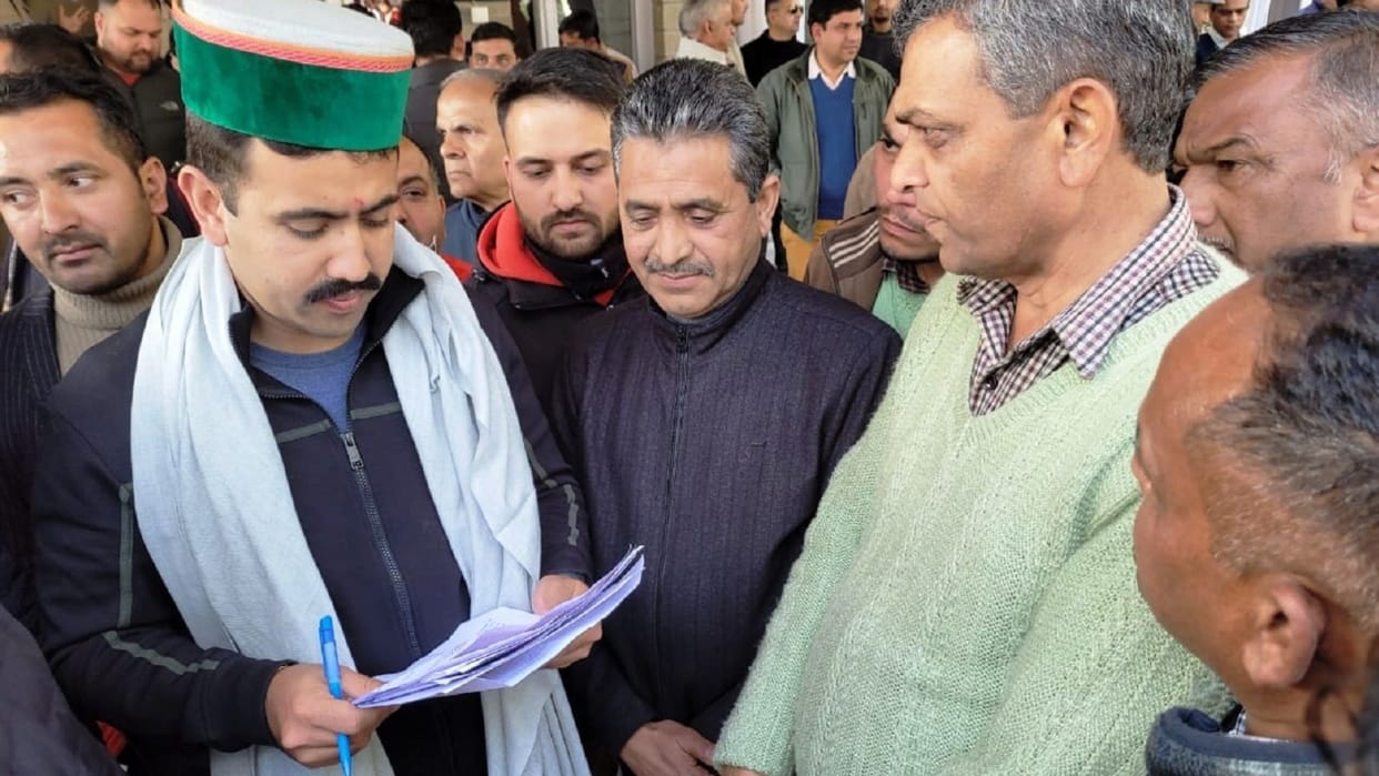 pwd minister vikramaditya singh in mandi himachal pradesh