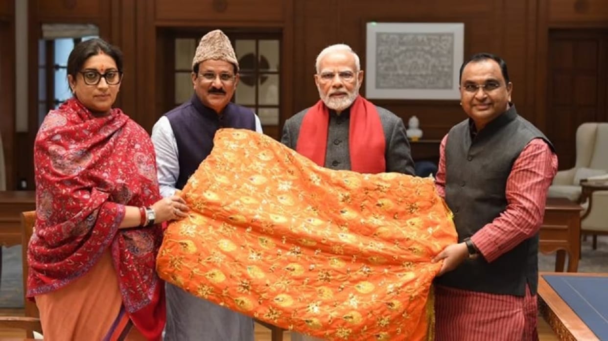 Ajmer Urs: A chadar sent by PM Modi to the Khwaja Moinuddin Chishti of Ajmer was presented on Wednesday
