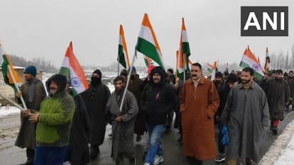 Jammu Kashmir: Full dress rehearsal at MA Stadium, Lal Chowk buzzing with lights