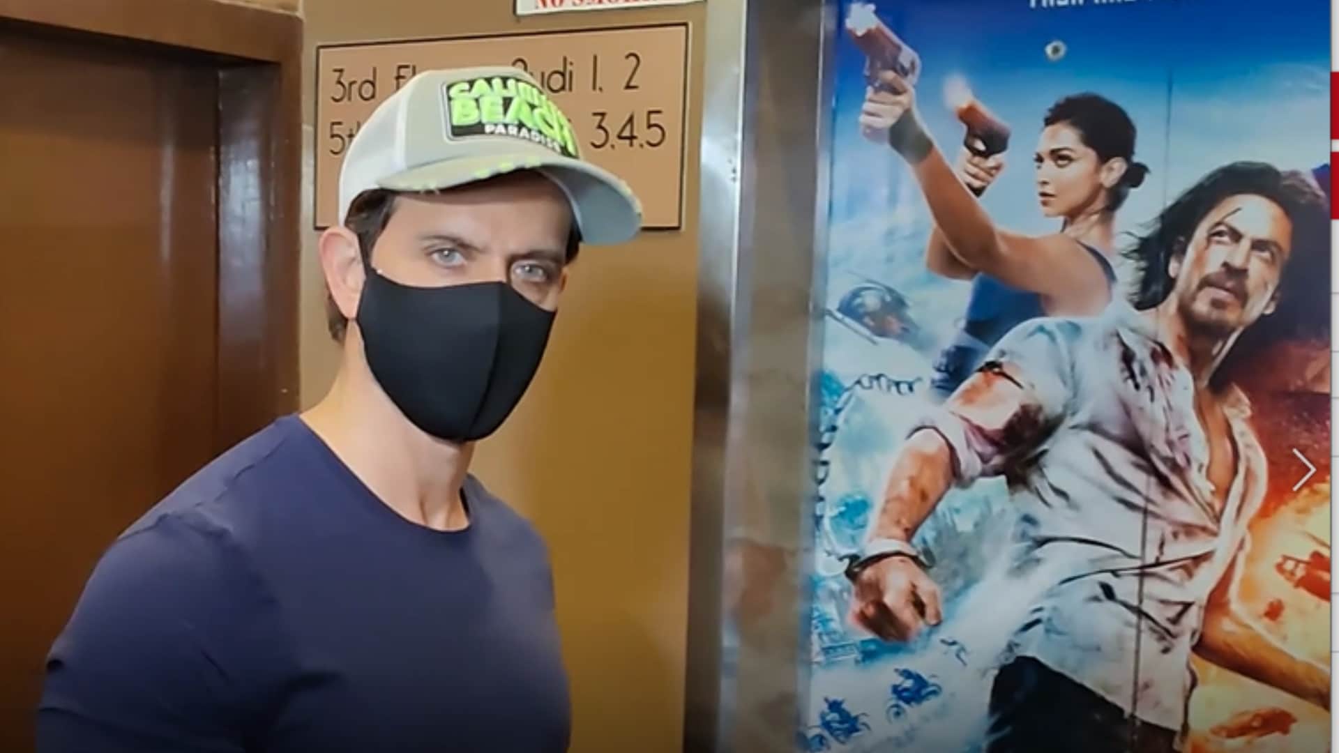 Pathaan Hrithik Roshan Aka Agent Kabir reaches to cheer for Shahrukh Khan and Tiger in YRF spy universe