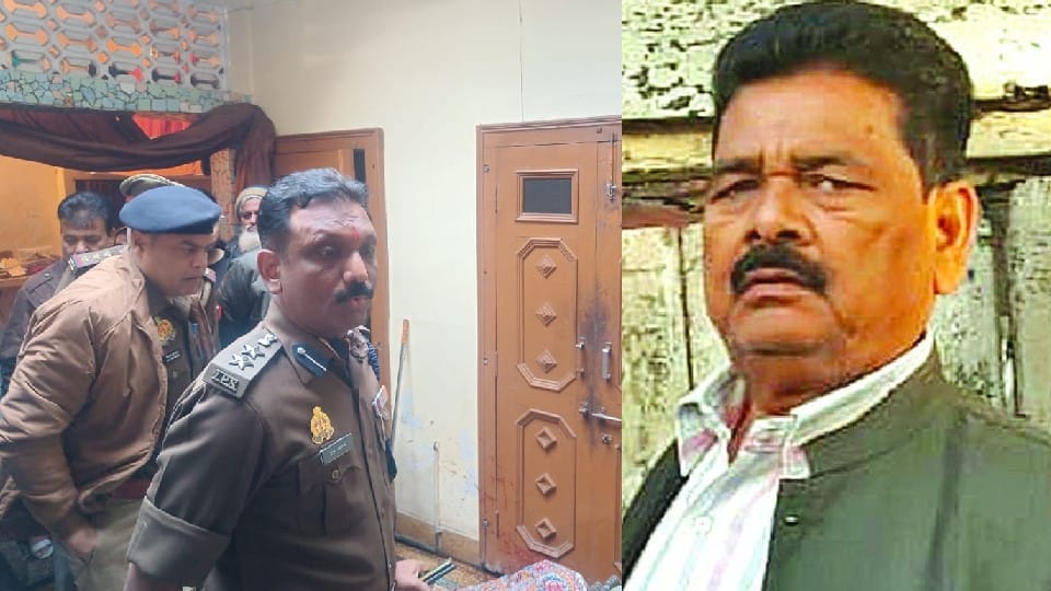 Several stabs on SP Leader Sartaj khan face with a knife in Shahjahanpur