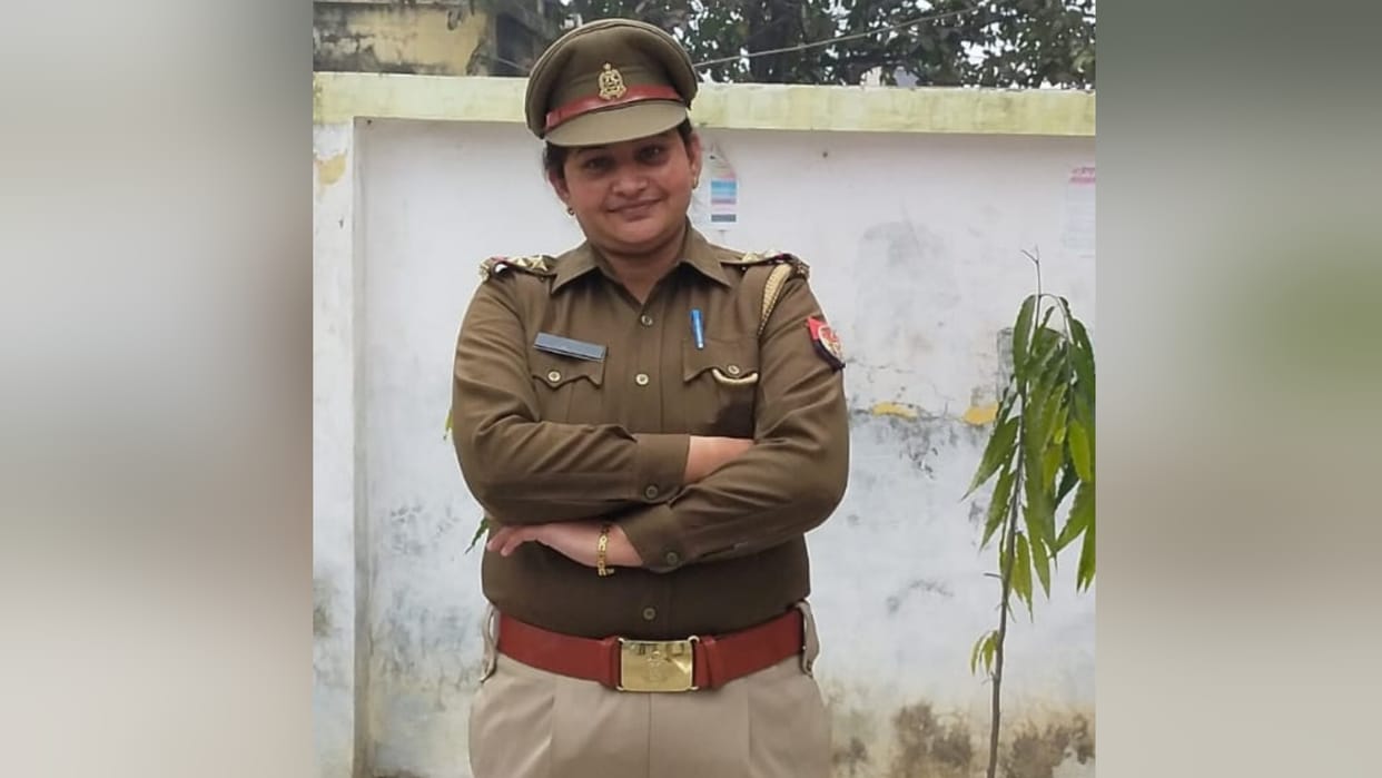 Women inspector will get respect on the occasion of Republic Day, saved life of warranty in the river