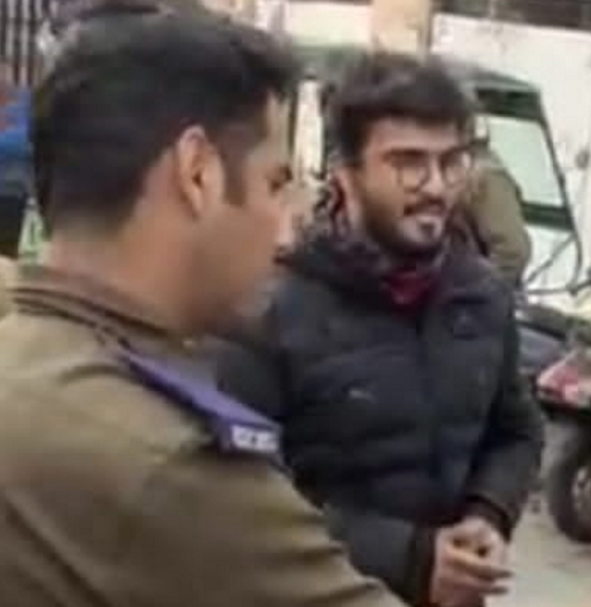Youtuber arrested for stunting with super bike in front of girls Dehradun uttarakhand news in hindi