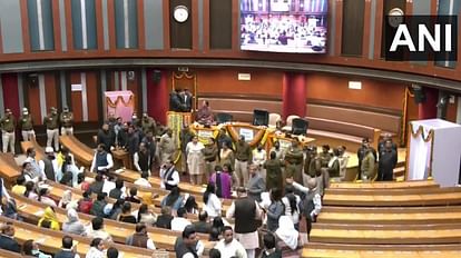 Delhi Mayor Election Municipal Corporation meeting