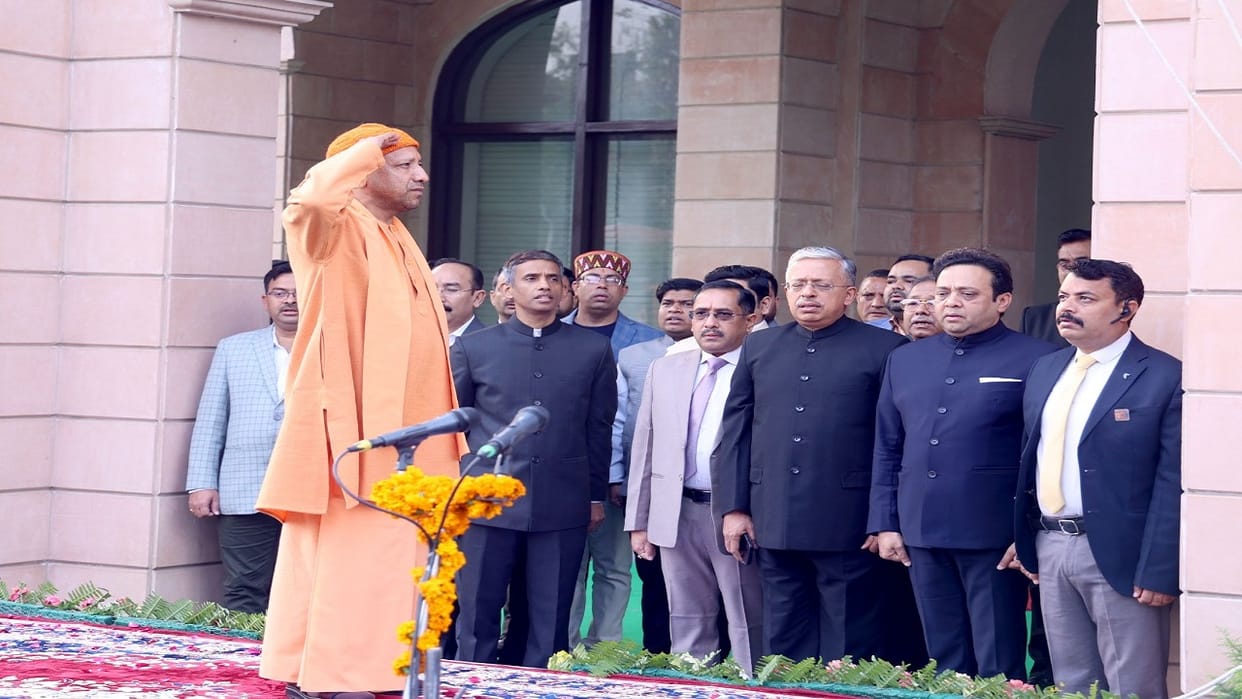 Uttar Pradesh CM yogi adityanath mayawati and other leaders greet on republic day and vasant panchami