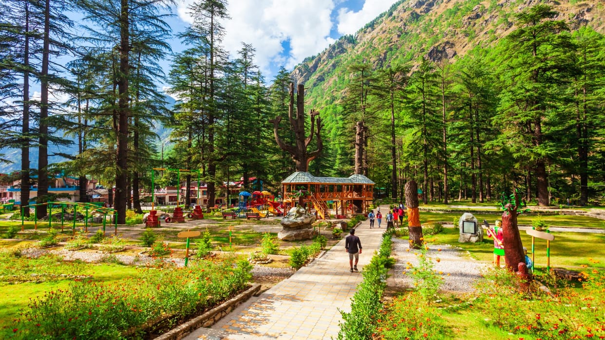 Republic Day 2023: Law Of India Does Not Work At Malana Village in Himachal Pradesh Travel Detail