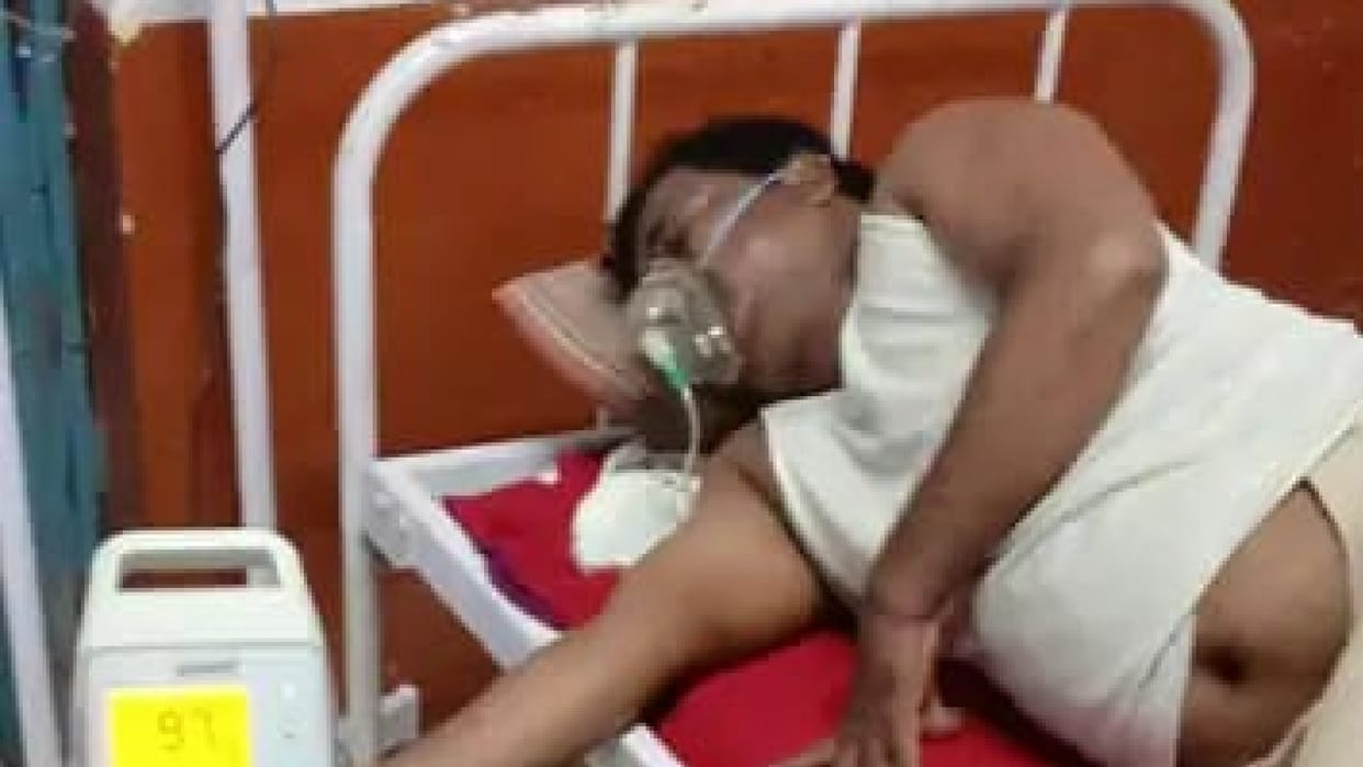Burhanpur Encroachers attack patrol party in Hivra of Navra range eight forest personnel including ranger