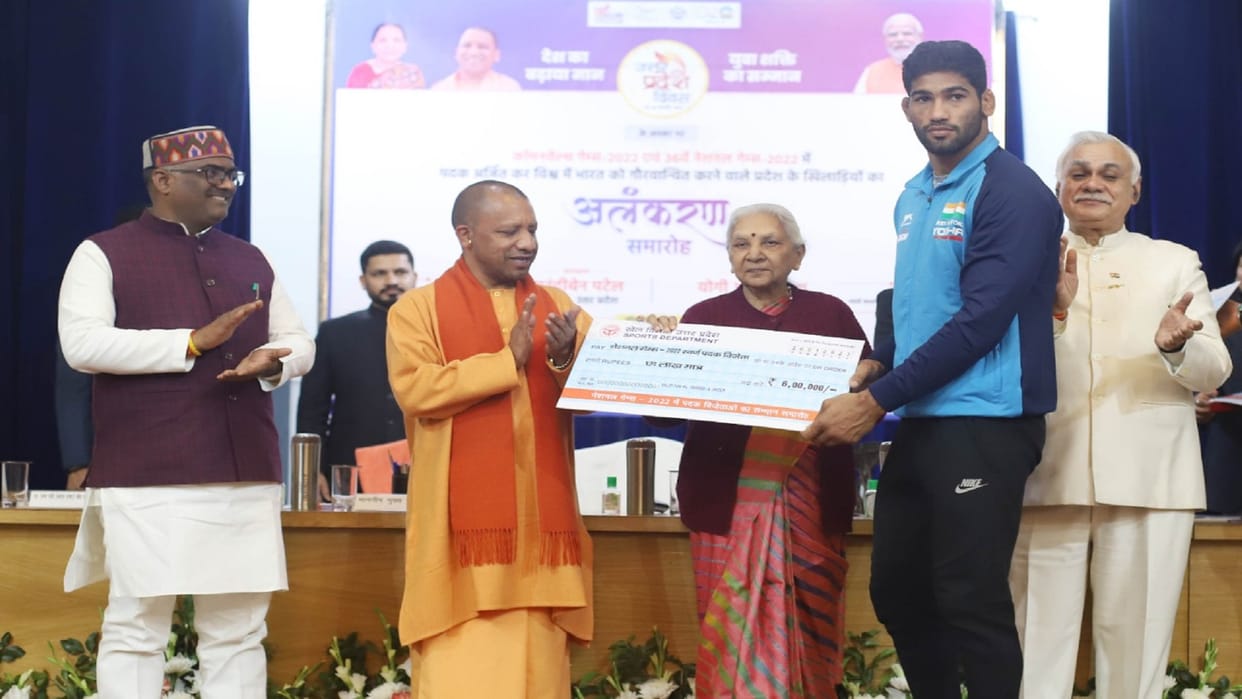 Lucknow Commonwealth Games-2022 Medal winning players honored National Games