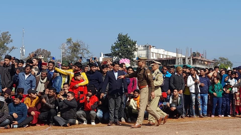 Republic Day 2023: Security lapse during program at  parade ground in Dehradun