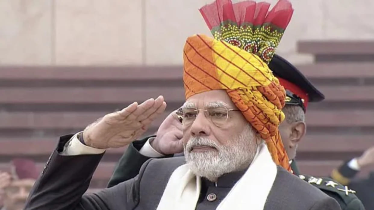 Har Ghar Tiranga Independence Day PM Modi Urges People to Put Tricolour as Social Media DP