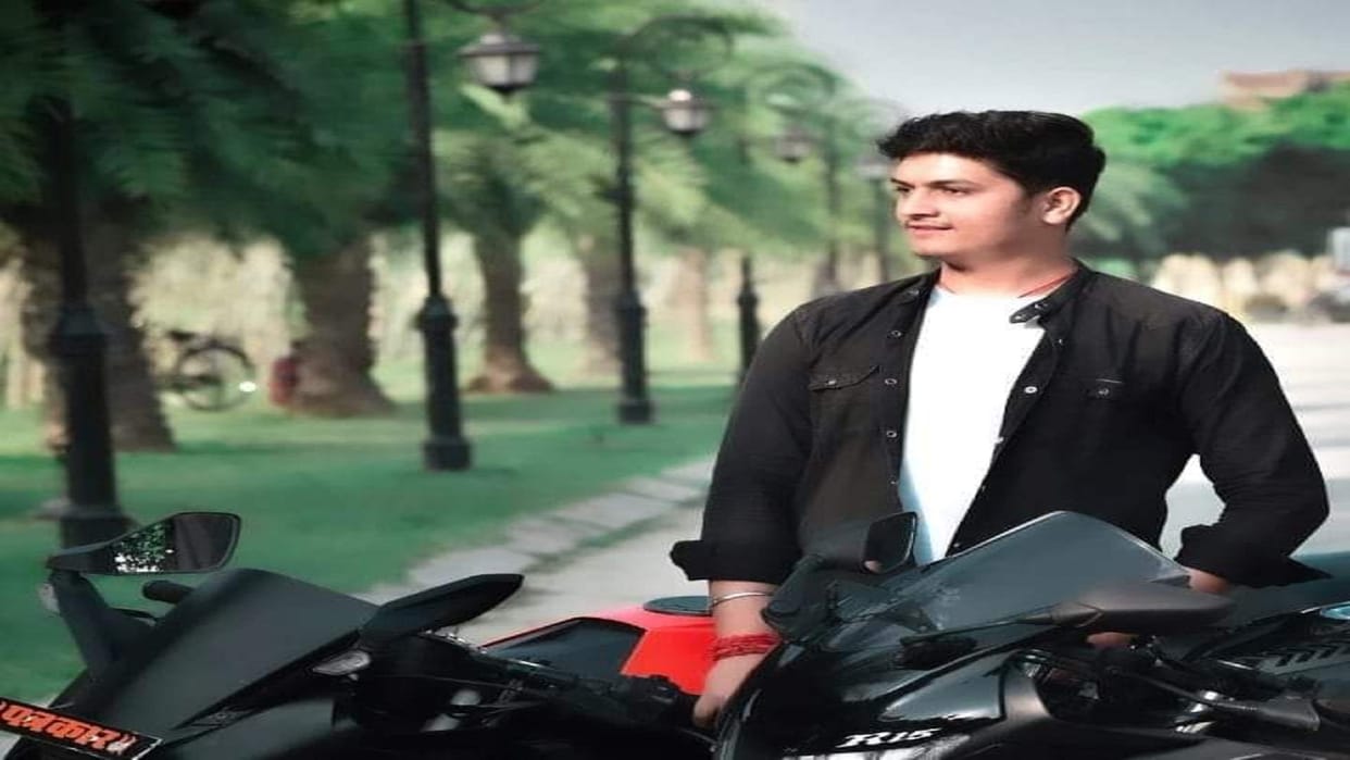 Pratapgarh: Four policemen, including SO suspended for killing Pradhan's nephew in Pratapg