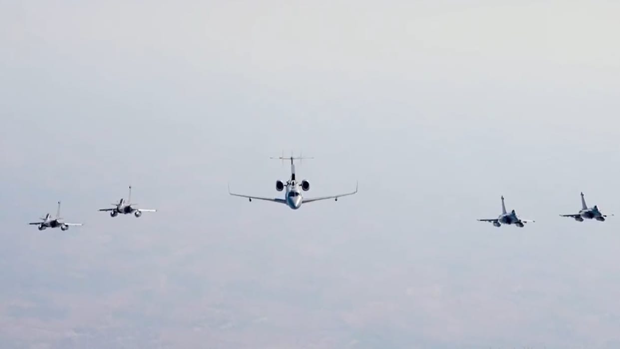 Spectacular flypast by 50 aircraft during 74th Republic Day celebration leaves people stunned