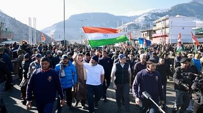 भारत जोड़ो यात्रा: राहुल की पदयात्रा बनिहाल में रुकी, कांग्रेस बोली- घाटी जाने के लिए नहीं मिल रही सुरक्षा बनिहाल में भारत जोड़ो यात्रा