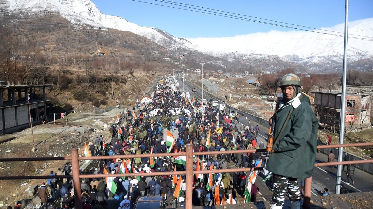 Rahul Gandhi left Bharat Jodo Yatra in banihal ramban,said- lapse in security