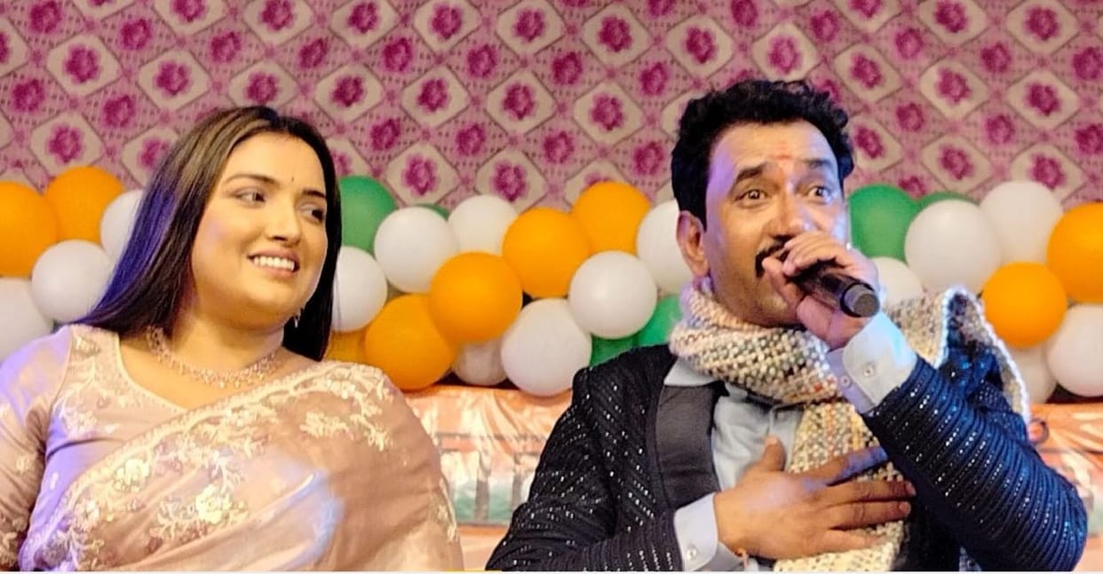 Dinesh Lal Yadav Nirhua and Amrapali dubey music function at Sheetla Chowkia dham festival jaunpur