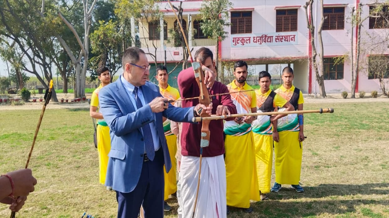 Uzbekistan Sports Minister Adkhan Ikramon visited Gurukul Prabhat Ashram in Meerut