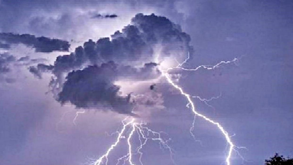 Rajasthan Weather Chance of rain and hailstorm with thunder yellow alert regarding cold wave