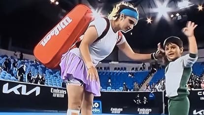 Sania Mirza lost in first round of Dubai Duty Free Tennis Championship, ended her 20 years long career