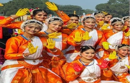 Pariksha Pe Charcha PM Modi appreciated the talent of Varanasi student