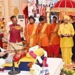 मेहंदीपुर बालाजी में भागवत कथा में शामिल हुए ओम बिड़ला और पीयूष गोयल।