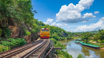 Death Railway Track Thailand Rail Route Construction Cause Death 1 Lakh 20 Thousand People News in Hindi