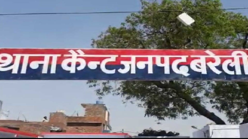 Scooty rider stole pet dog from shop in bareilly