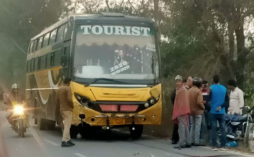Cousin brothers killed in collision with sleeper bus