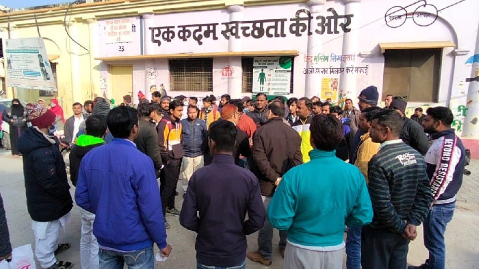 staff starts strike against mentally ill woman burns doctor with beedi at district hospital bareilly