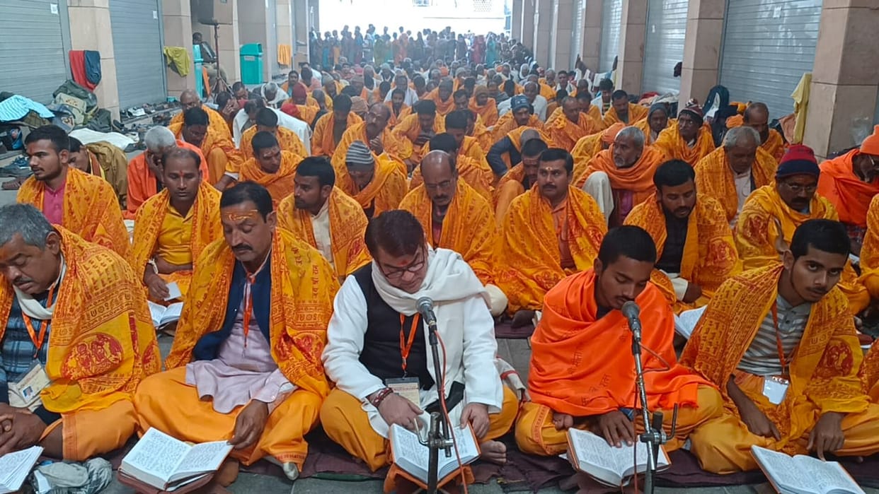 Jai Jai Shri Ram echoed in kashi vishwanath dham worship of Maa Shringar Gauri in Gyanvapi masijd