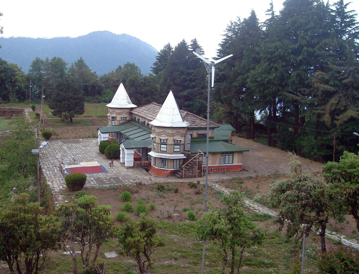Parking will be built soon in Narayan Ashram