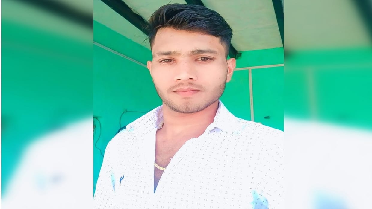 12th class student attacked and killed with sharp weapon in Rajabpur Amroha