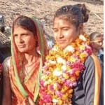 अर्चना देवी और उनकी मां सरिता देवी